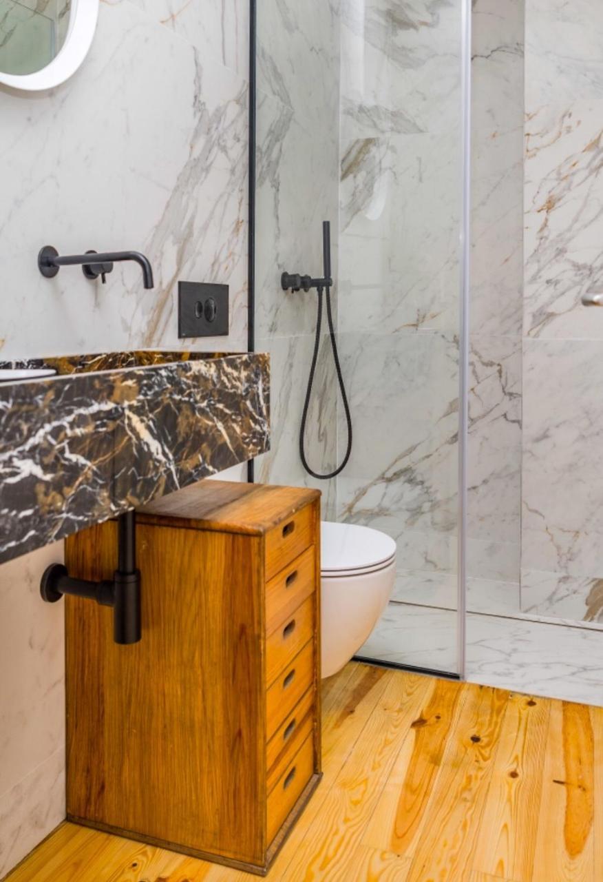 Ultra Chic Santa Catarina Apartment Lisbon